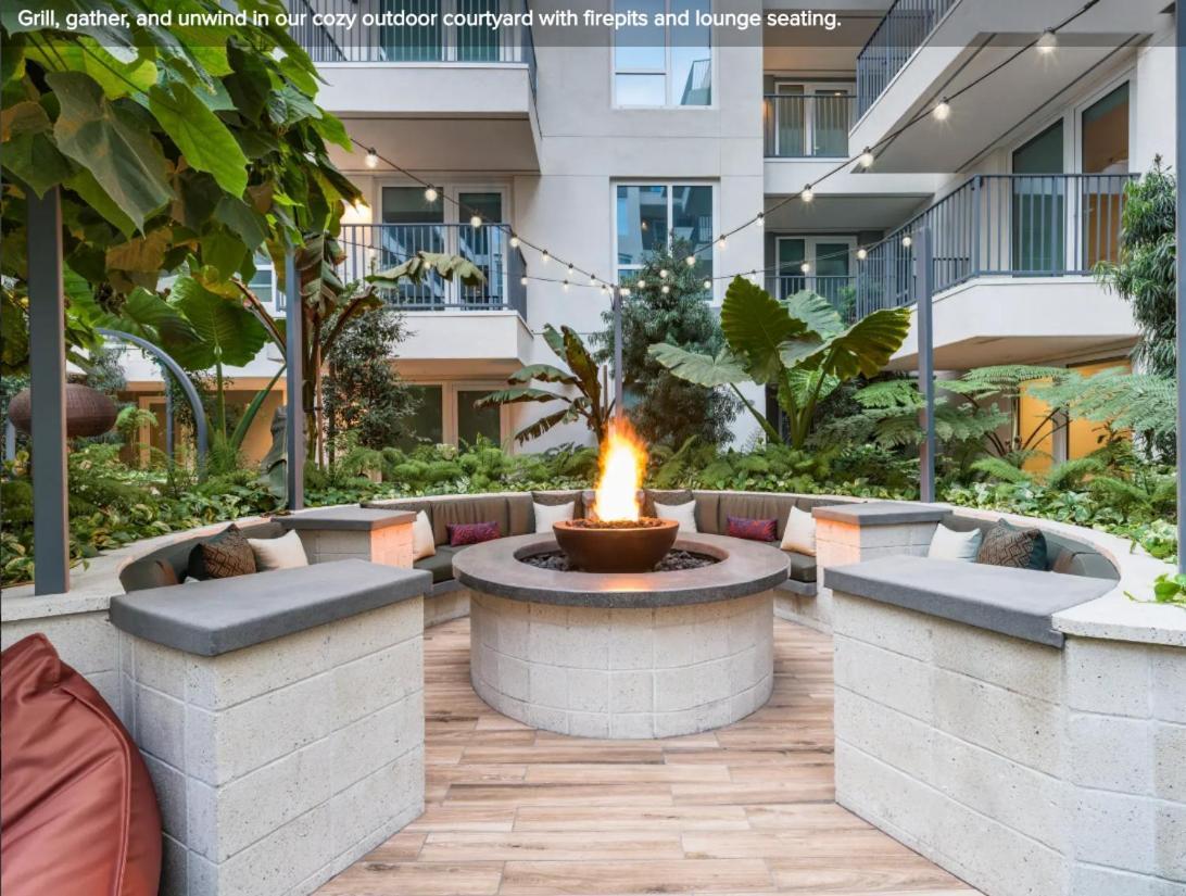 Hollywood 2 Bed Hideaway With Free Parking *